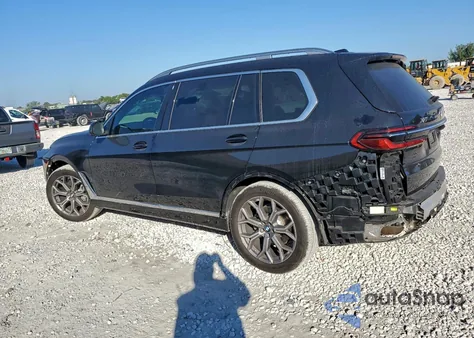 2025 BMW X7 xDrive40I z USA, uszkodzony, nr VIN 5UX23EM08S9Y94026